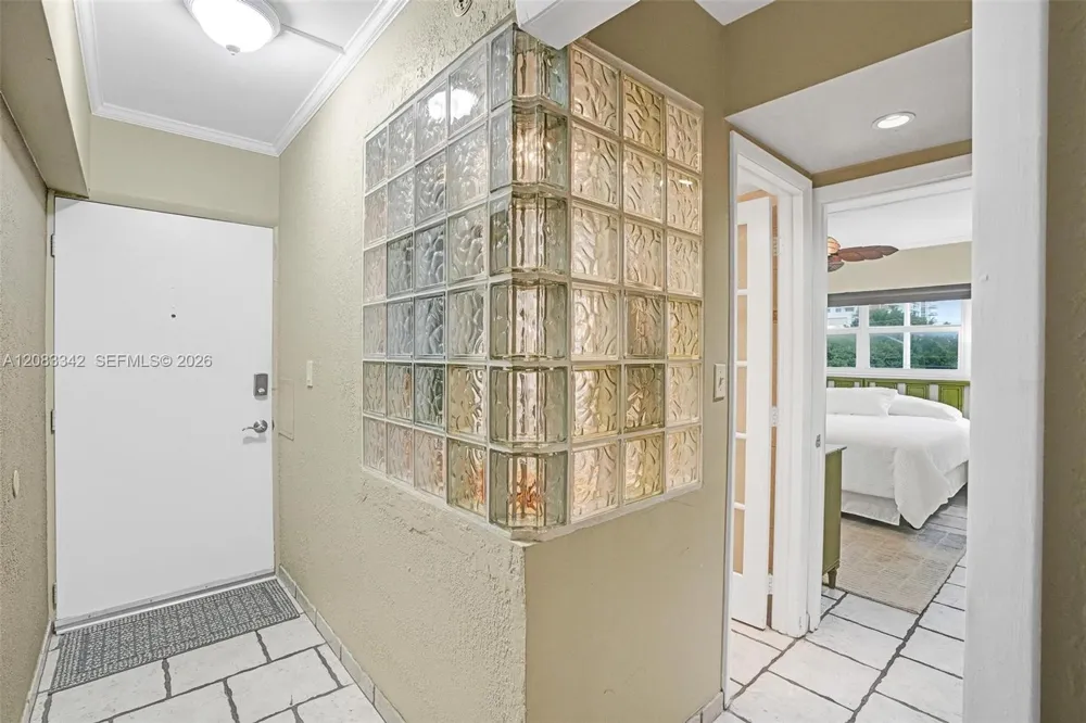 95 Birch Rd #301 Fort Lauderdale, FL 33304