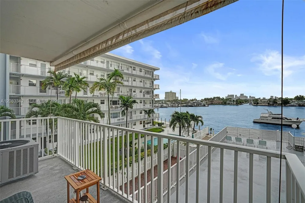 95 Birch Rd #301 Fort Lauderdale, FL 33304