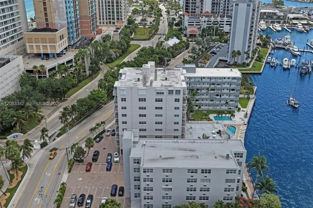 95 Birch Rd #301 Fort Lauderdale, FL 33304