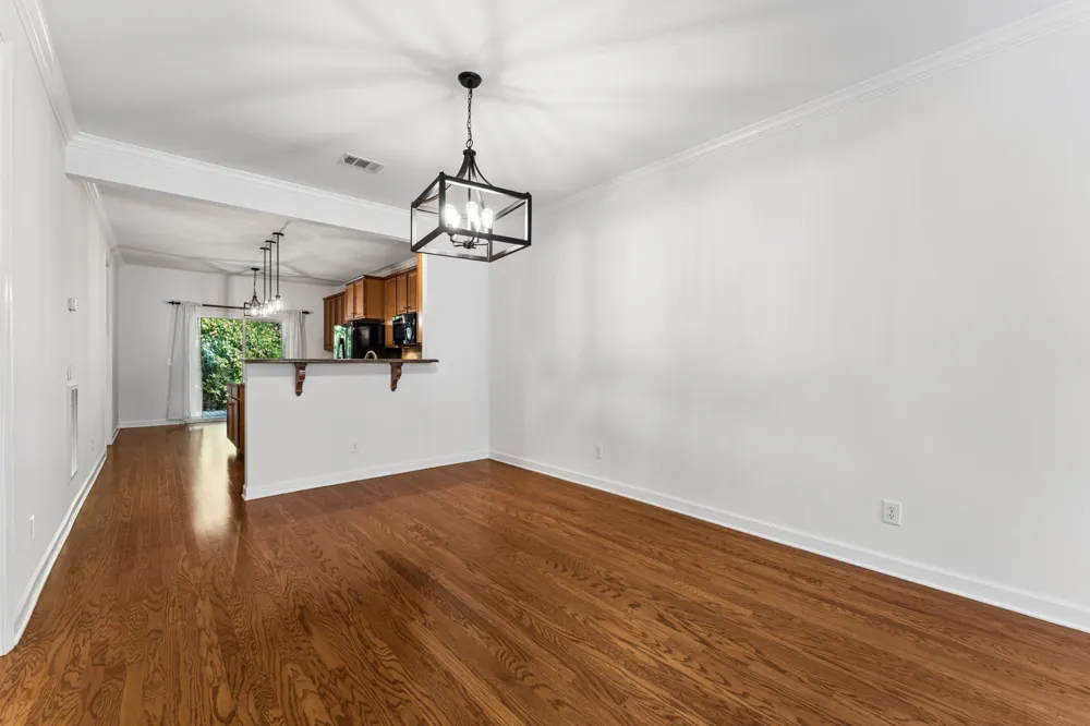 2058 Traemoor Village Dr Nashville, TN 37209