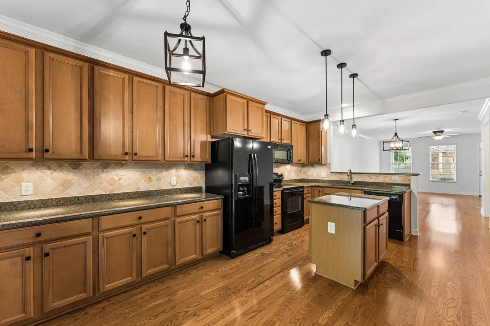 2058 Traemoor Village Dr Nashville, TN 37209