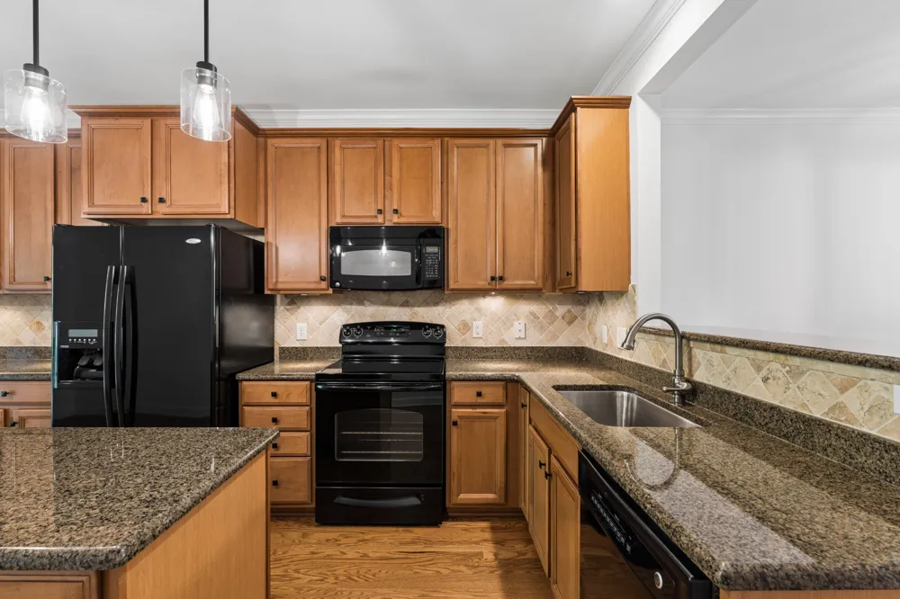 2058 Traemoor Village Dr Nashville, TN 37209