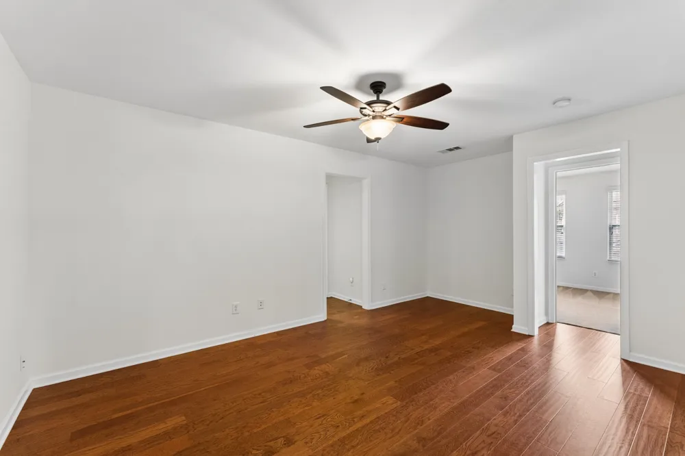 2058 Traemoor Village Dr Nashville, TN 37209