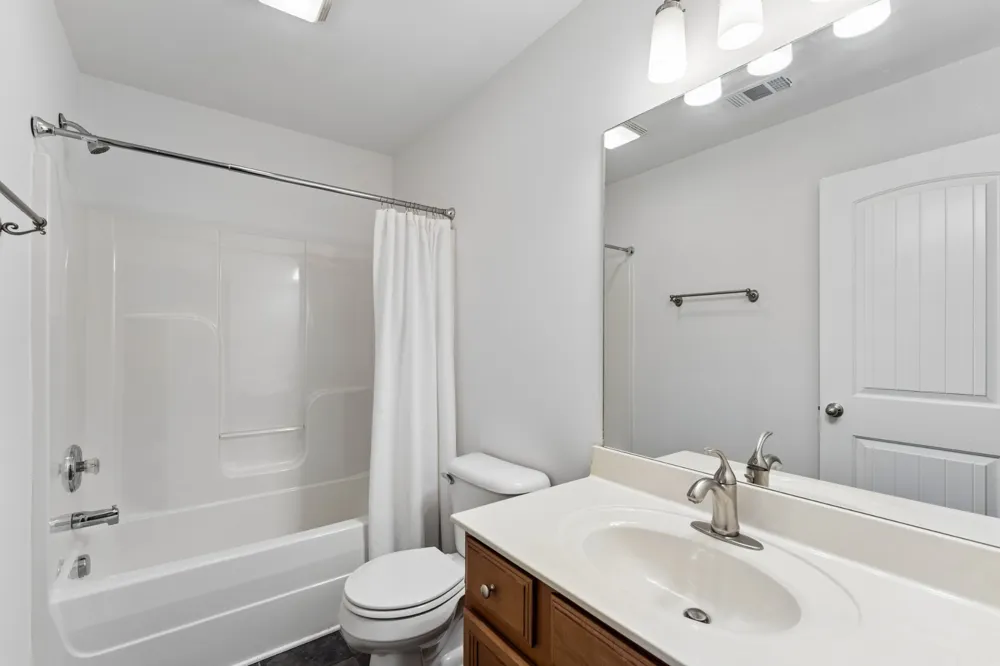 2058 Traemoor Village Dr Nashville, TN 37209