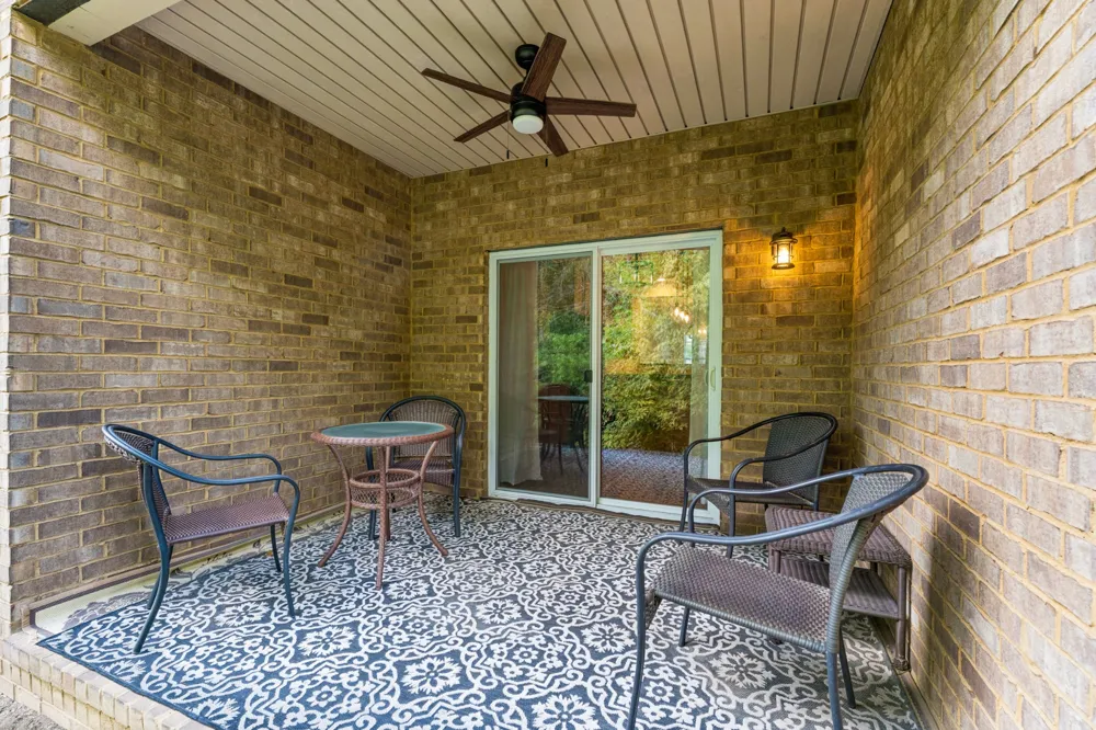 2058 Traemoor Village Dr Nashville, TN 37209