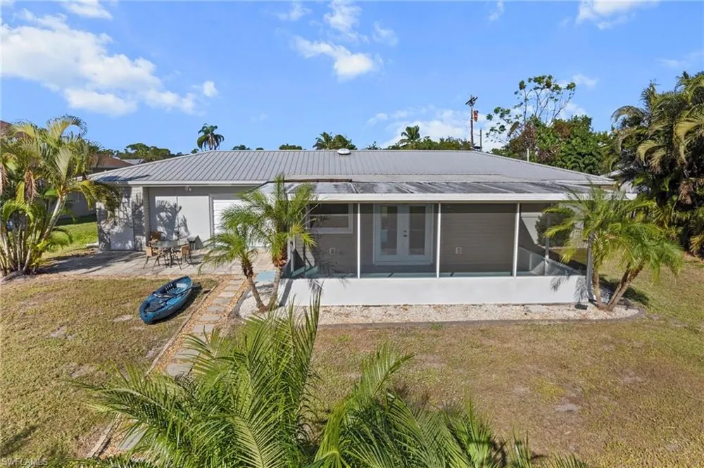 1956 Indian Creek Drive North Fort Myers, FL 33917