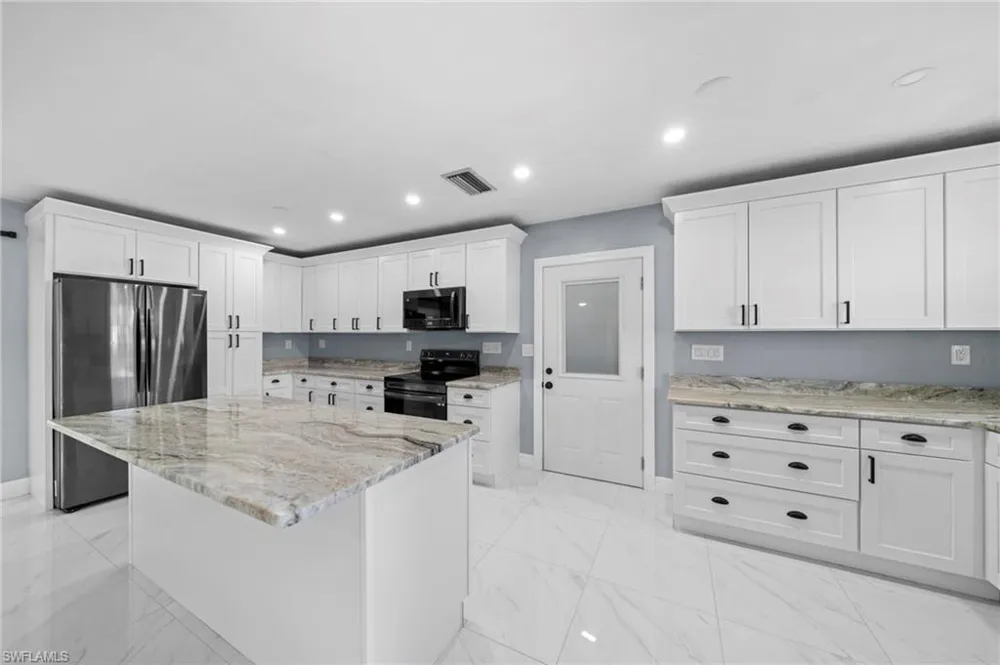 1956 Indian Creek Drive North Fort Myers, FL 33917