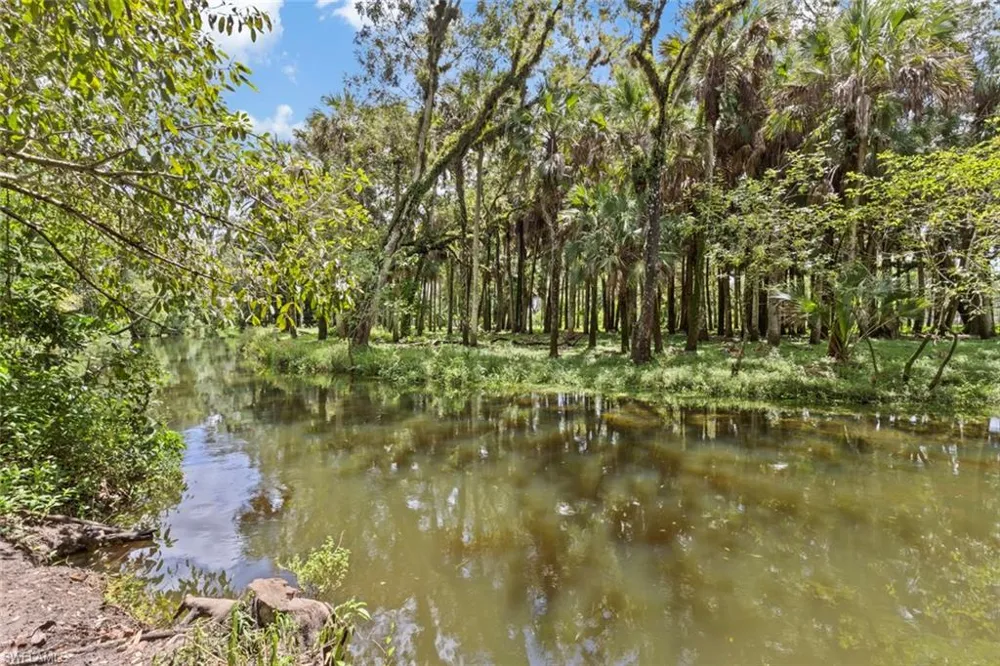 5091 Muddy Lane Fort Myers, FL 33905