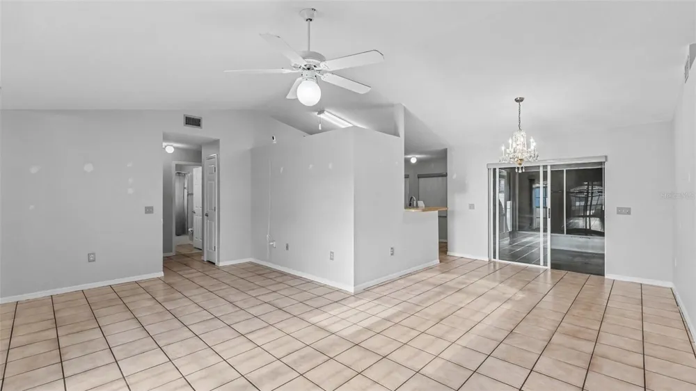 5835 DAUGHTERY DOWNS LOOP Lakeland, FL 33809