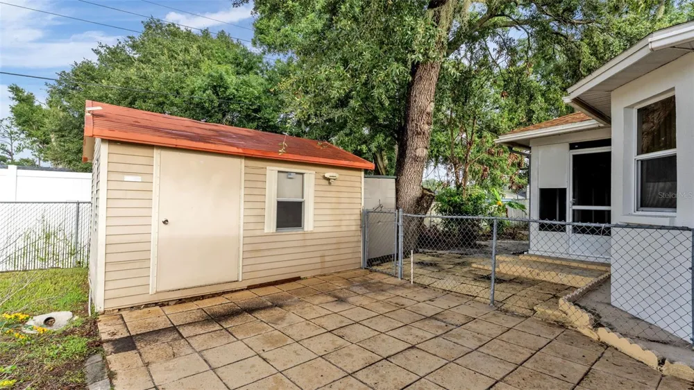 5835 DAUGHTERY DOWNS LOOP Lakeland, FL 33809