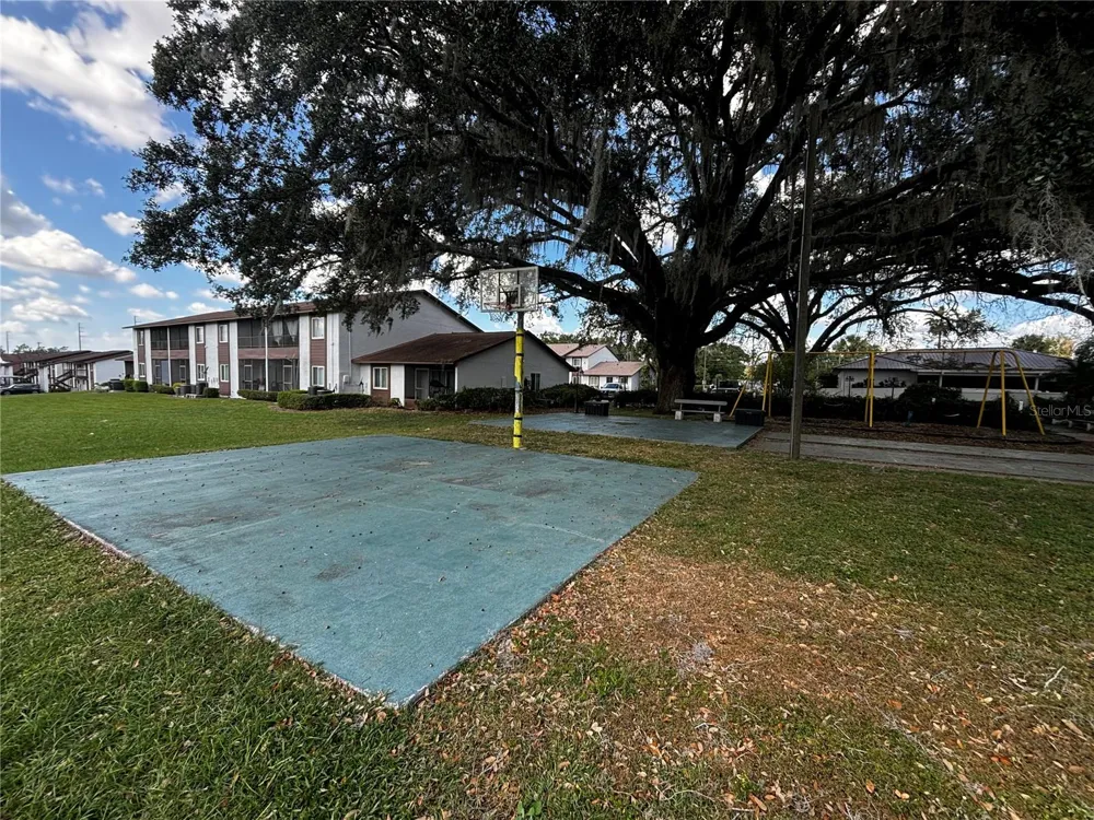 39132 COUNTY ROAD 54 #2088 Zephyrhills, FL 33542