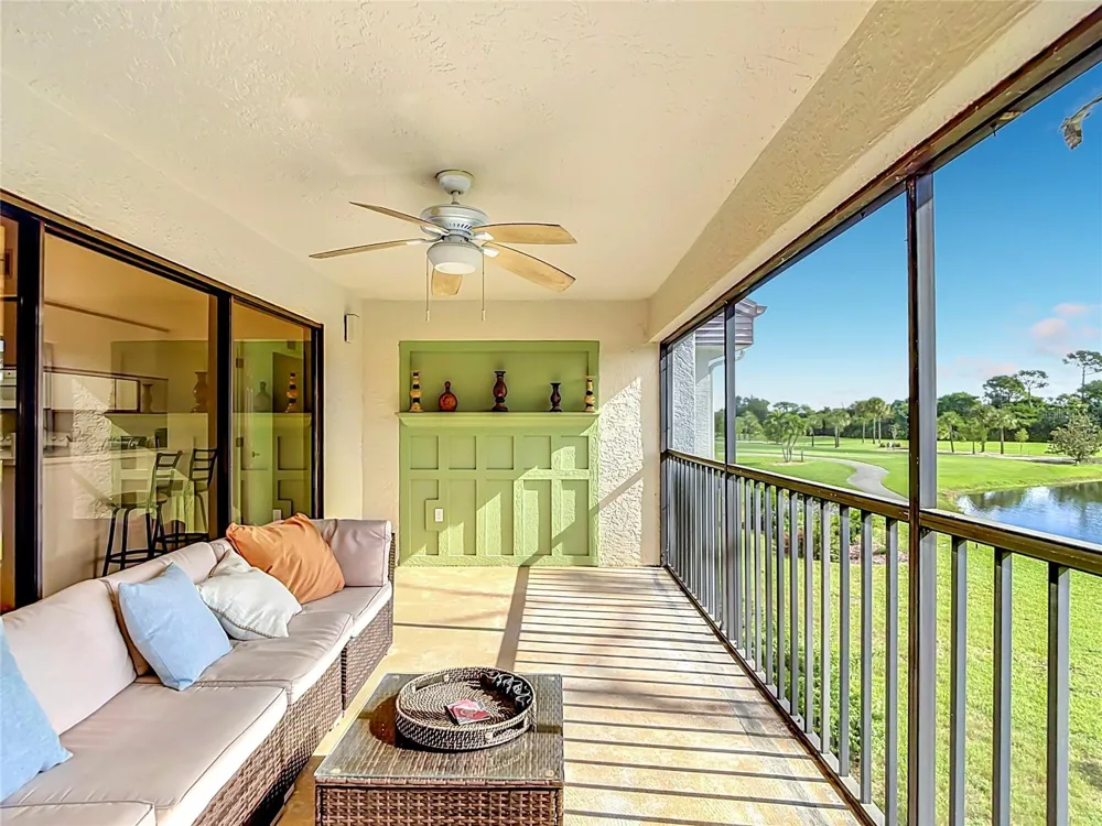 5925 TRAILWINDS DRIVE #925 Fort Myers, FL 33907