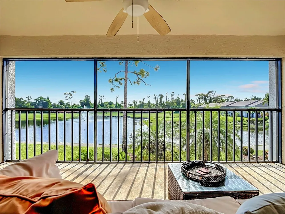 5925 TRAILWINDS DRIVE #925 Fort Myers, FL 33907