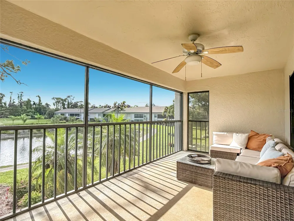 5925 TRAILWINDS DRIVE #925 Fort Myers, FL 33907
