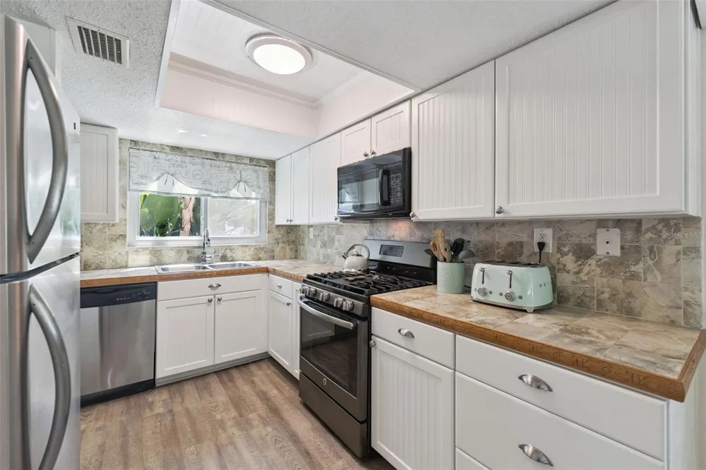4001 SAXON DRIVE New Smyrna Beach, FL 32169