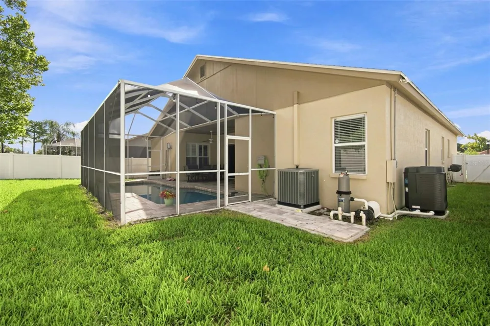 2020 ALAFIA OAKS DRIVE Valrico, FL 33596