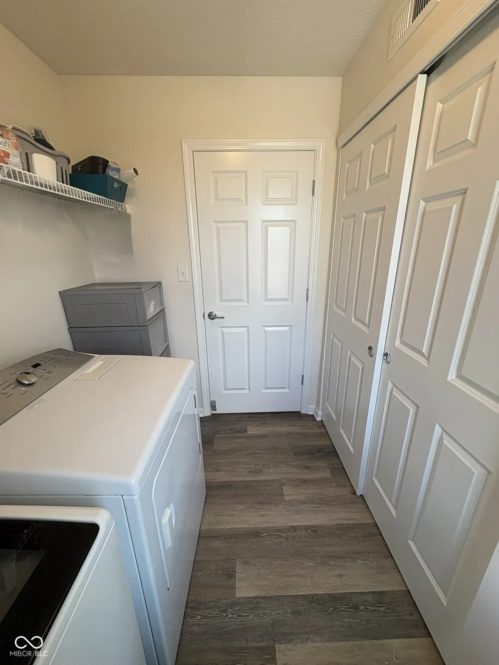 6859 Manning Court Brownsburg, IN 46112