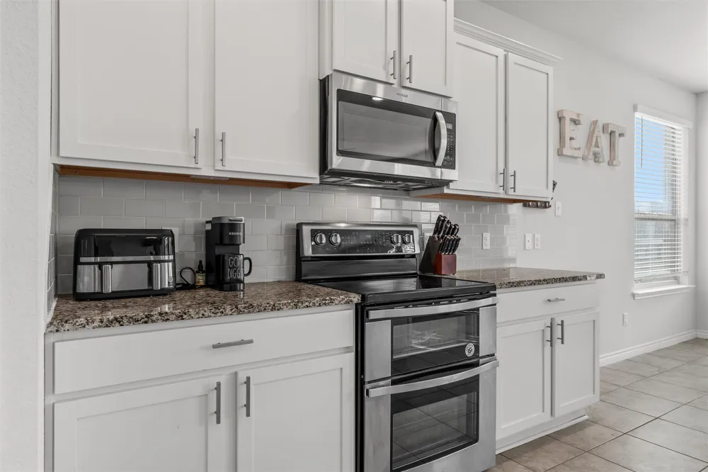 6113 Lavaca Drive Belton, TX 76513