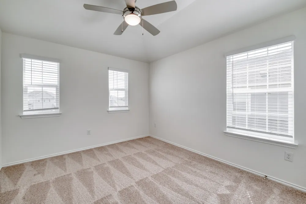185 Azure Cove Kyle, TX 78740