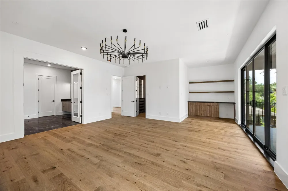 4629 Pine Street Bellaire, TX 77401