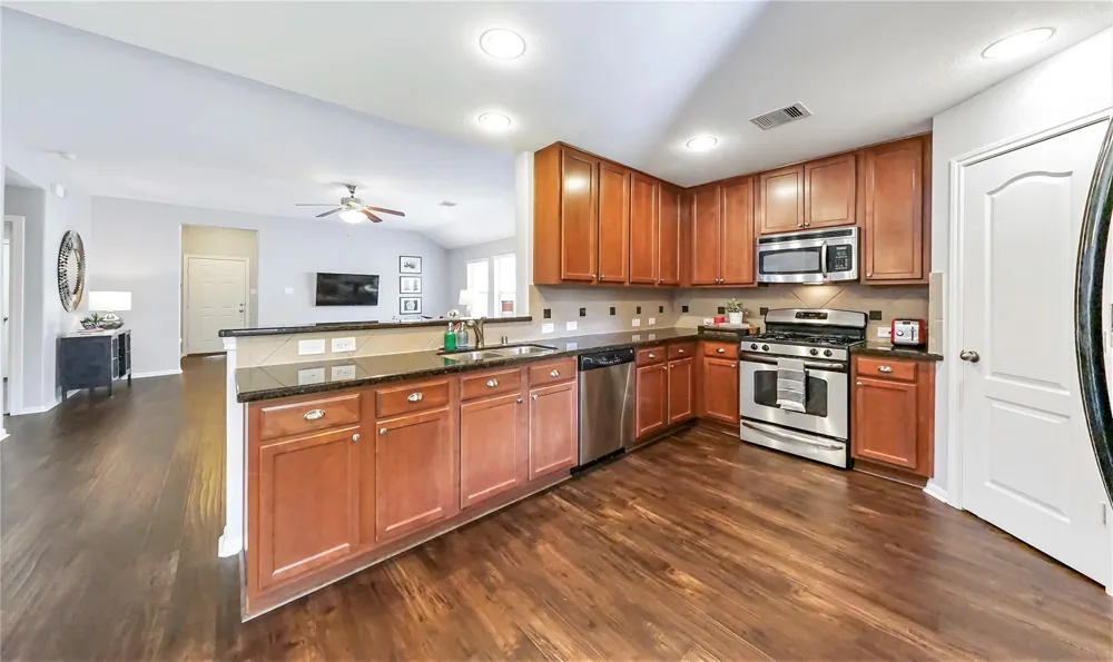 5224 La Rocco Way Alvin, TX 77511