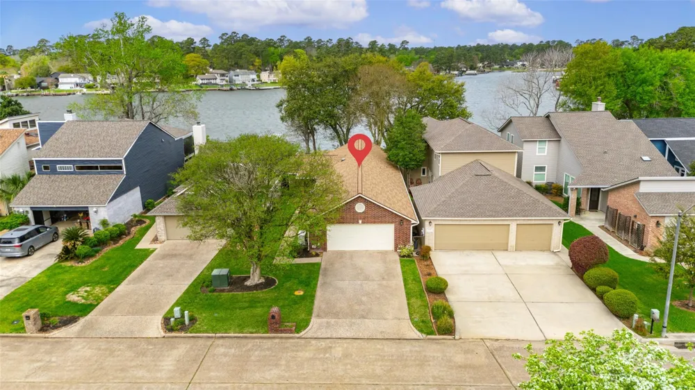 11651 Twain Drive Montgomery, TX 77356