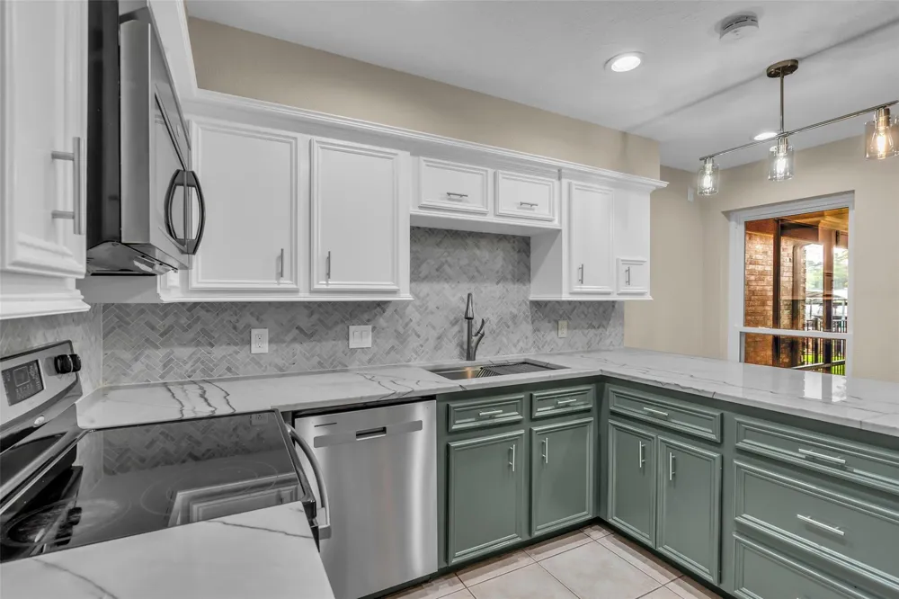 11651 Twain Drive Montgomery, TX 77356