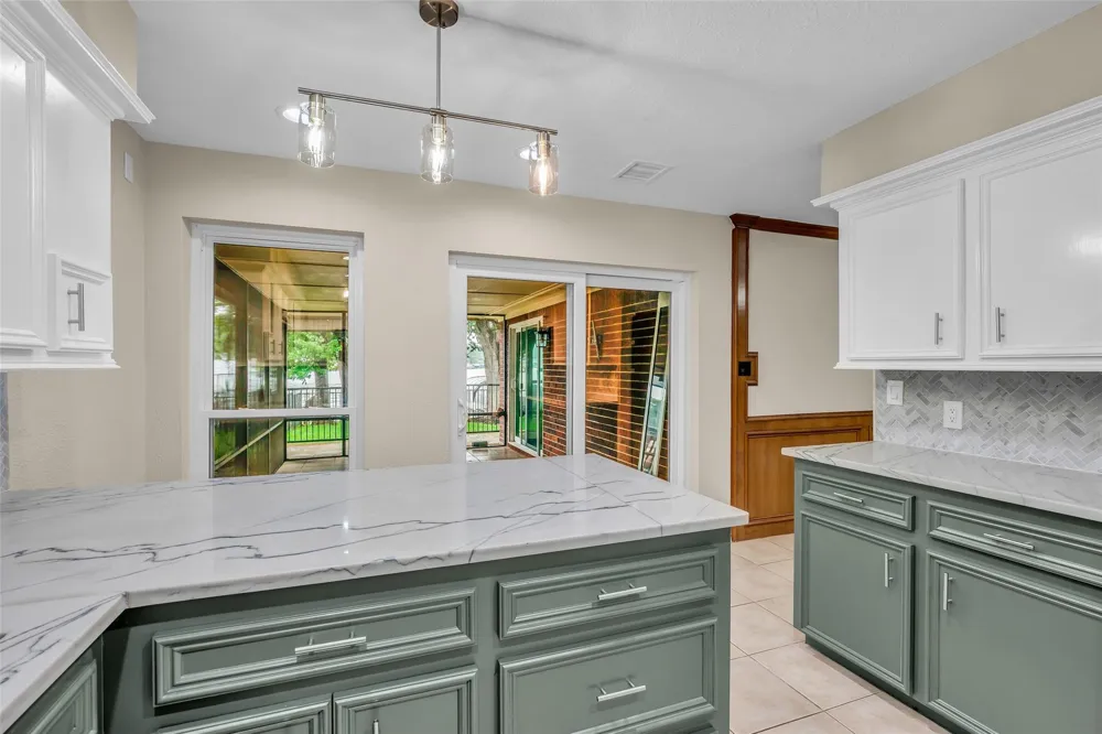 11651 Twain Drive Montgomery, TX 77356
