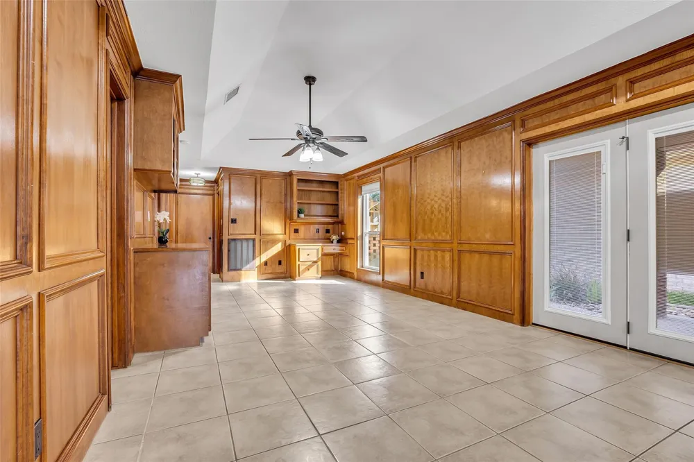 11651 Twain Drive Montgomery, TX 77356