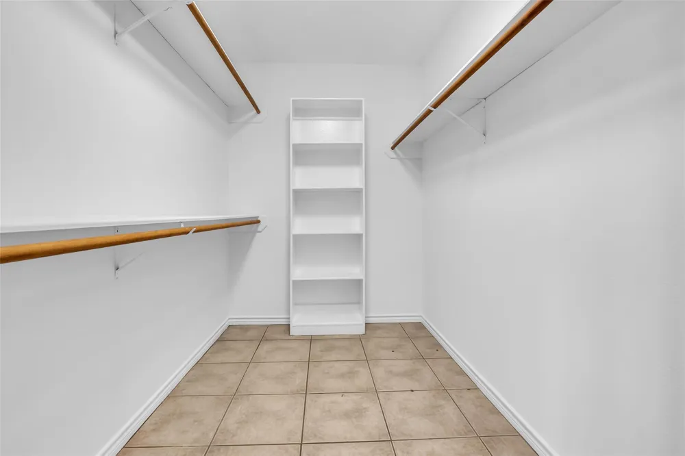 11651 Twain Drive Montgomery, TX 77356