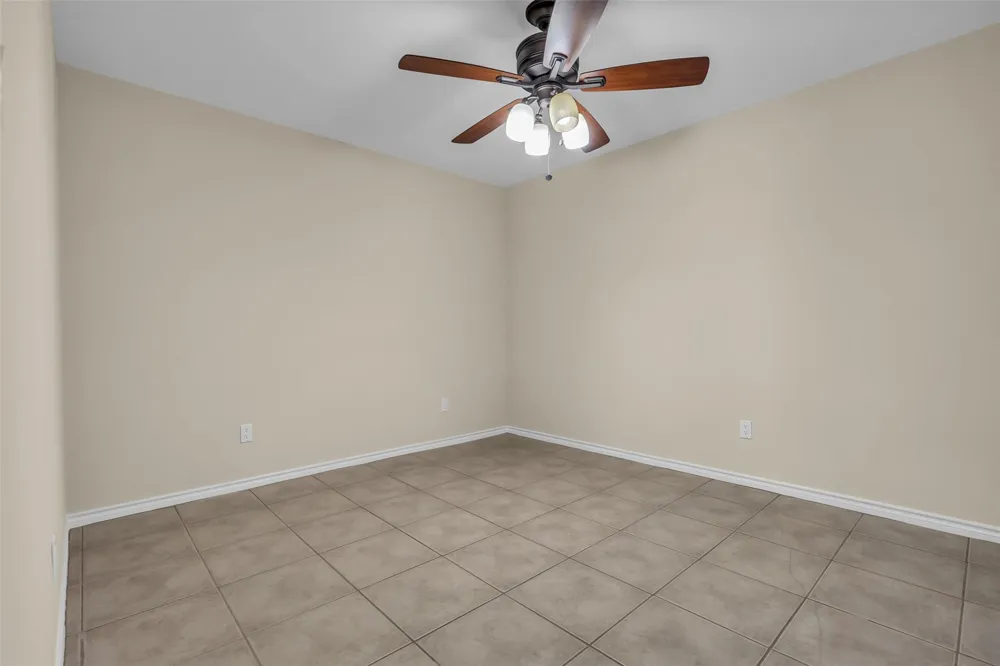 11651 Twain Drive Montgomery, TX 77356
