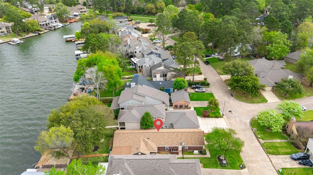 11651 Twain Drive Montgomery, TX 77356