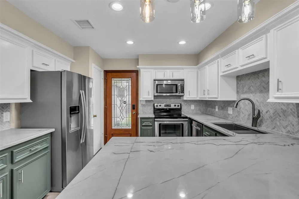 11651 Twain Drive Montgomery, TX 77356