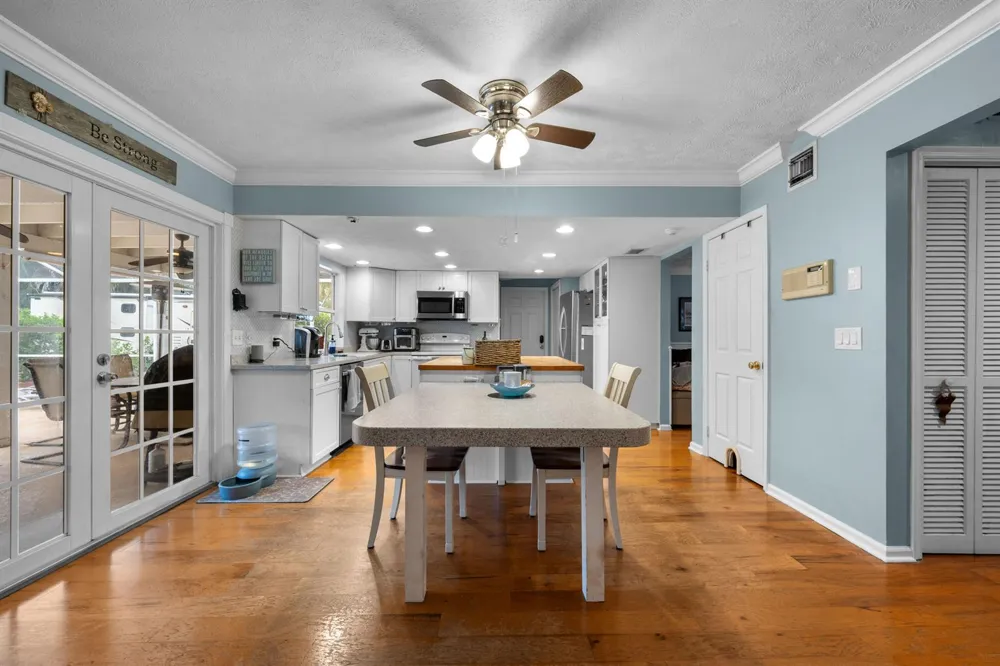 330 NE TOWN TERRACE Jensen Beach, FL 34957