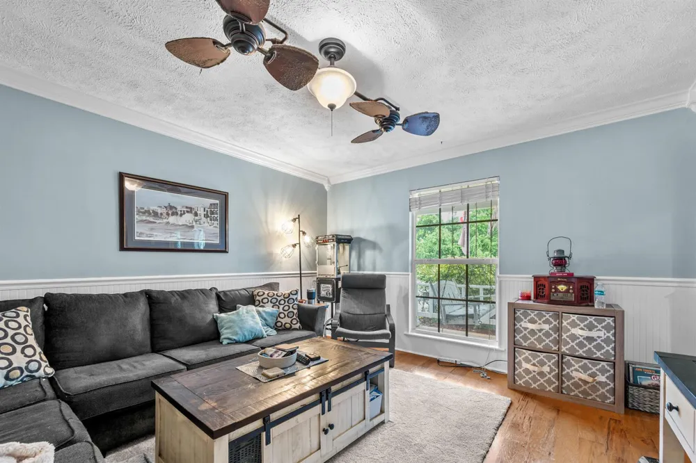 330 NE TOWN TERRACE Jensen Beach, FL 34957