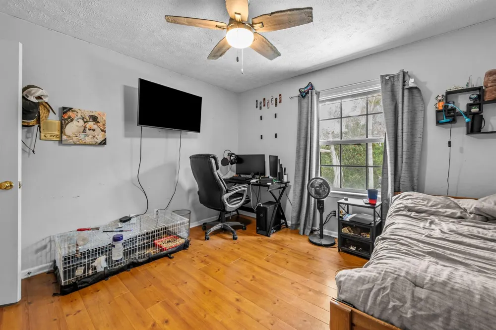 330 NE TOWN TERRACE Jensen Beach, FL 34957