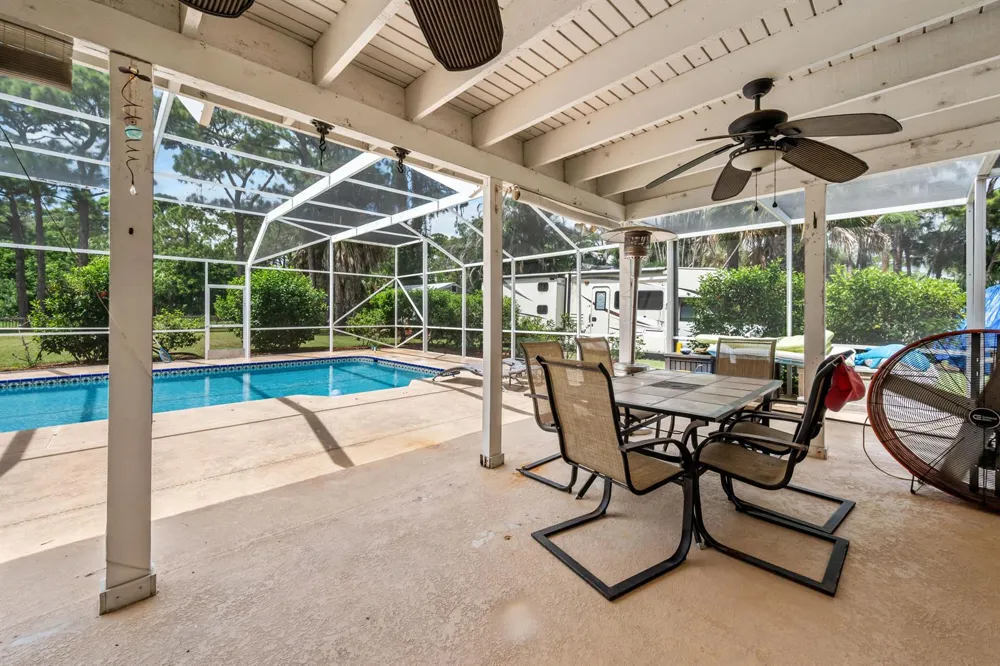 330 NE TOWN TERRACE Jensen Beach, FL 34957