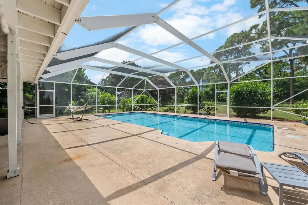 330 NE TOWN TERRACE Jensen Beach, FL 34957