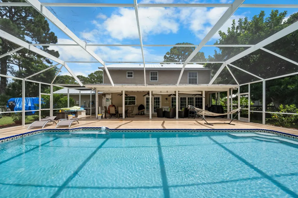 330 NE TOWN TERRACE Jensen Beach, FL 34957
