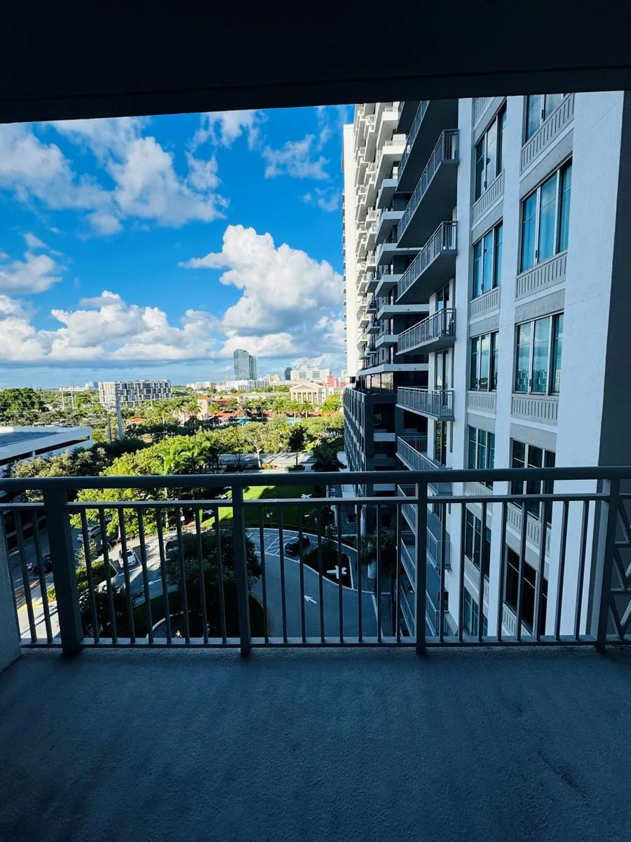 300 S AUSTRALIAN AVENUE #702 West Palm Beach, FL 33401