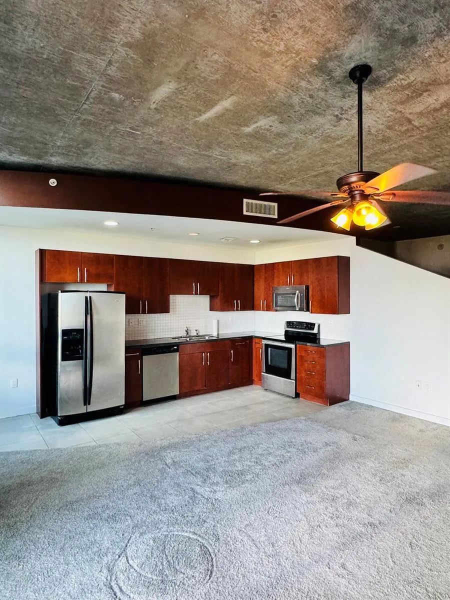 300 S AUSTRALIAN AVENUE #702 West Palm Beach, FL 33401