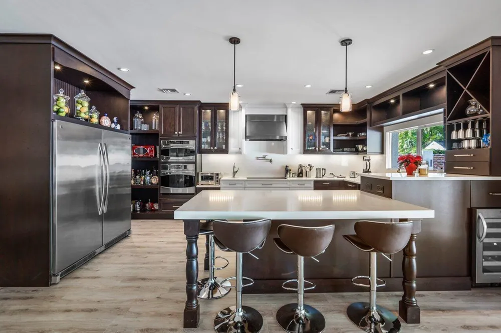 811 SE 31st Street Boca Raton, FL 33432