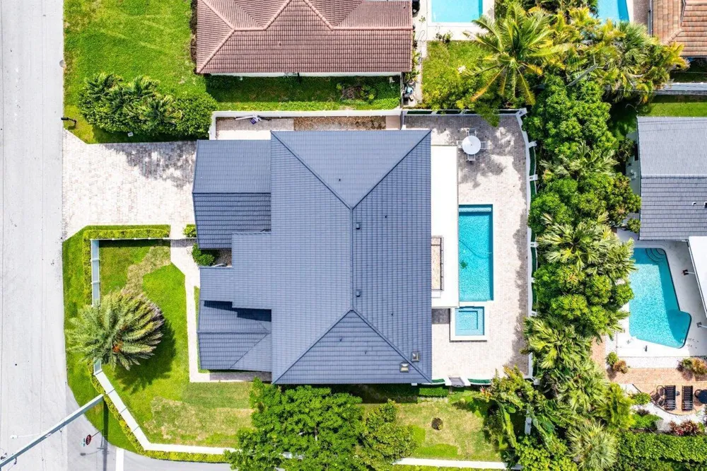 811 SE 31st Street Boca Raton, FL 33432