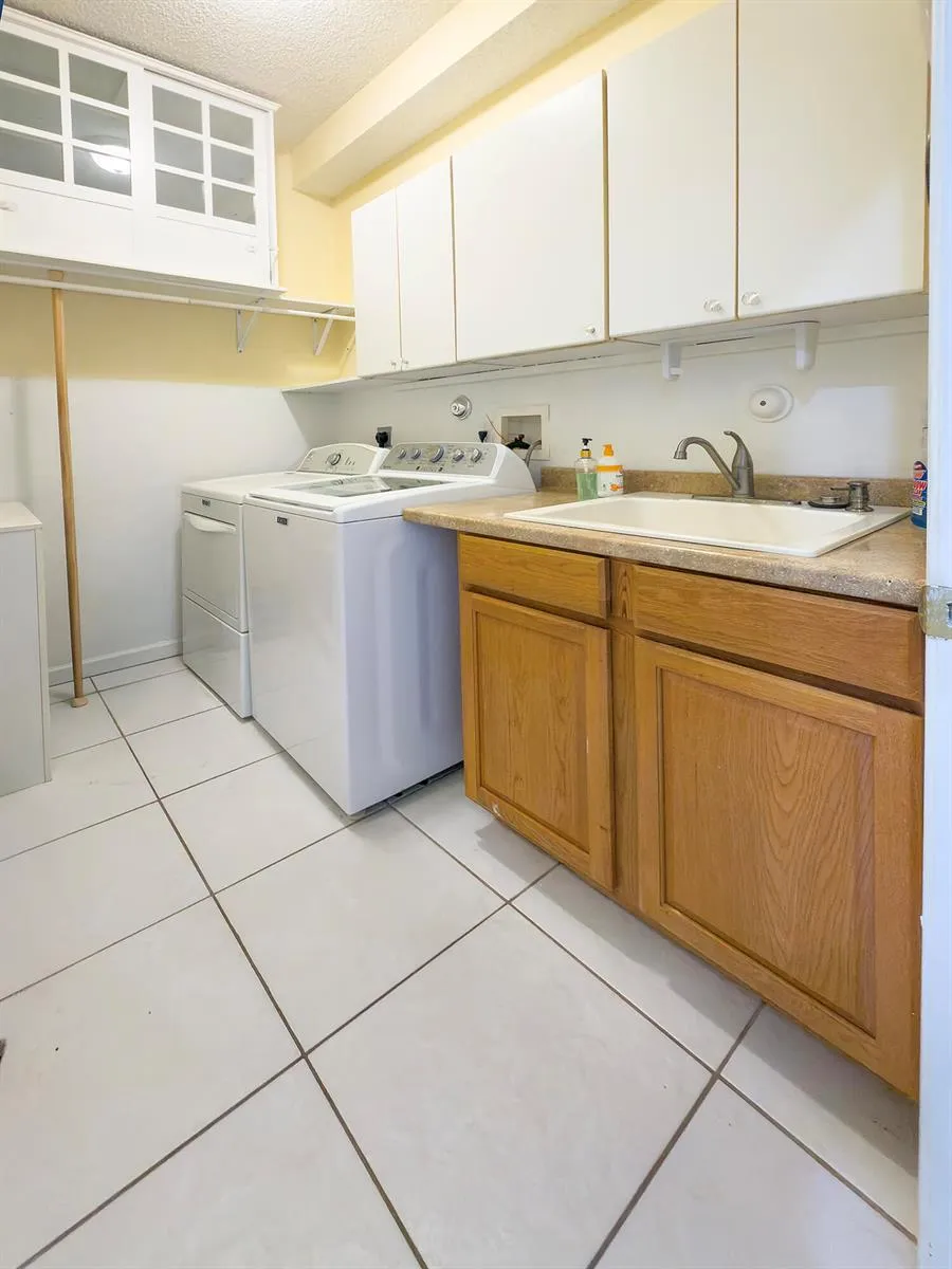 4646 Carlton Golf Drive Wellington, FL 33449