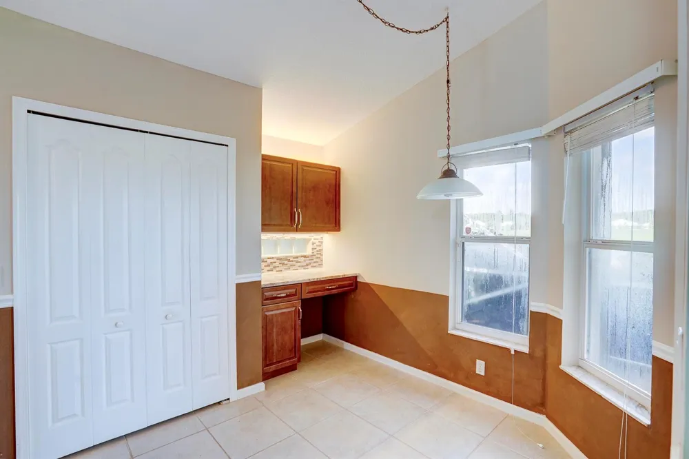1117 AVONDALE COURT West Palm Beach, FL 33409