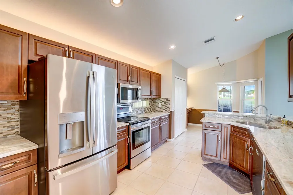 1117 AVONDALE COURT West Palm Beach, FL 33409