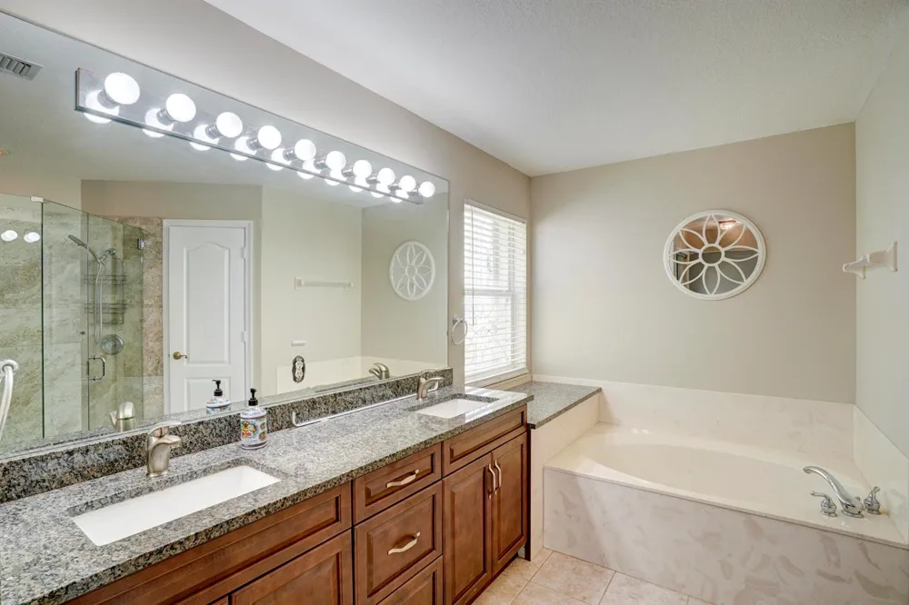 1117 AVONDALE COURT West Palm Beach, FL 33409