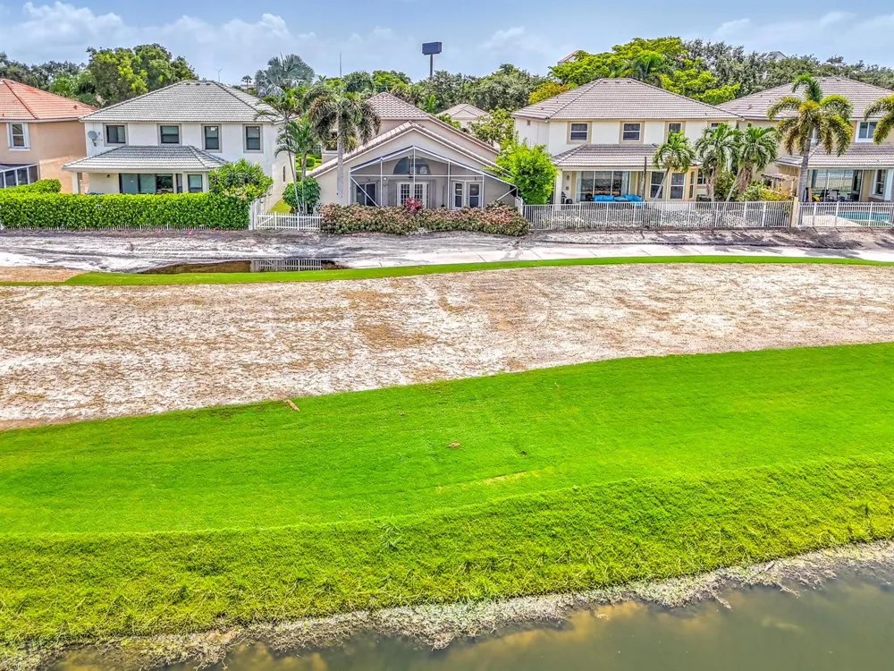 1117 AVONDALE COURT West Palm Beach, FL 33409