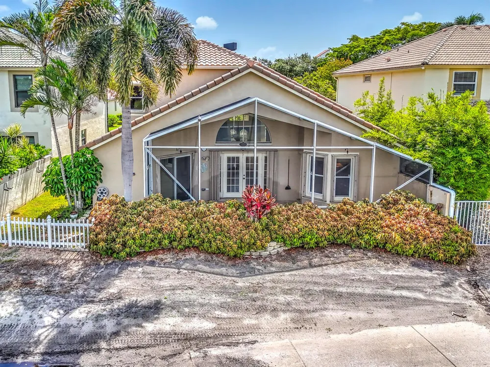 1117 AVONDALE COURT West Palm Beach, FL 33409