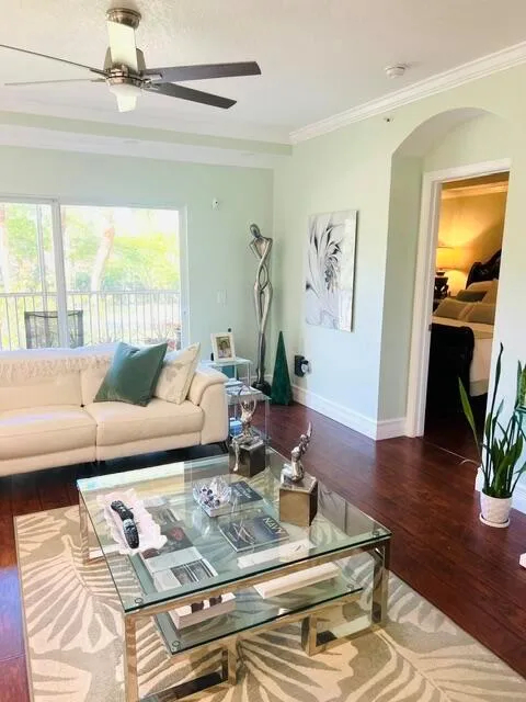 4721 Lucerne Lakes Boulevard E #725 Lake Worth, FL 33467